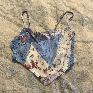 XS SHEIN cropped paisley cropped tank top